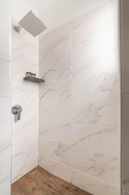Stylish And Central Apt Near Acropolis - Avdi Square Athene Buitenkant foto